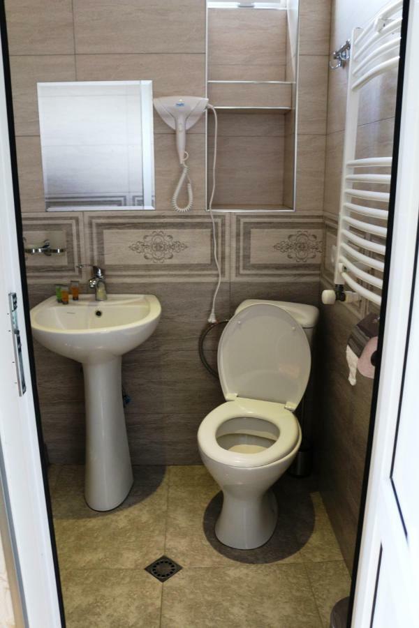 Guesthouse Suja Казбеги Екстериор снимка
